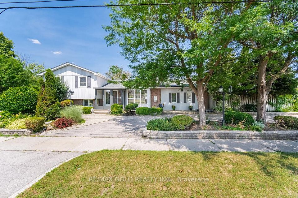 2395 Stillmeadow Road, Mississauga, ON L5B 2A8 at 2395 Stillmeadow Road, Mississauga, ON L5B 2A8, Mississauga, ON, L5B 2A8