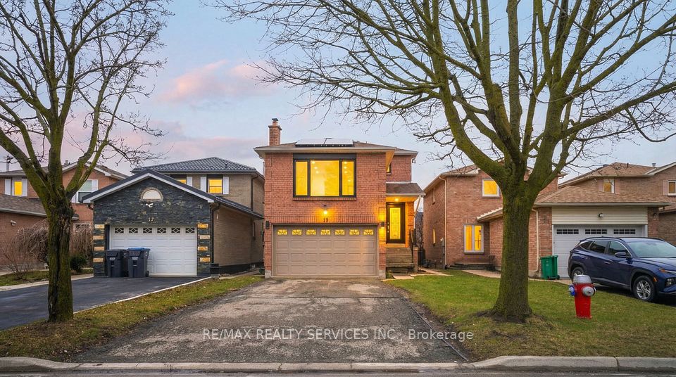 19 Wayne Nicol Drive, Brampton, ON L6X 3Z2 at 19 Wayne Nicol Drive, Brampton, ON L6X 3Z2, Brampton, ON, L6X 3Z2