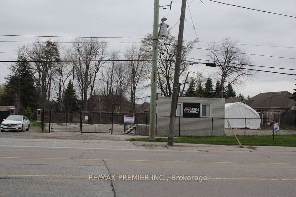 11859 Hurontario Street, Brampton, ON L6Z 4P7