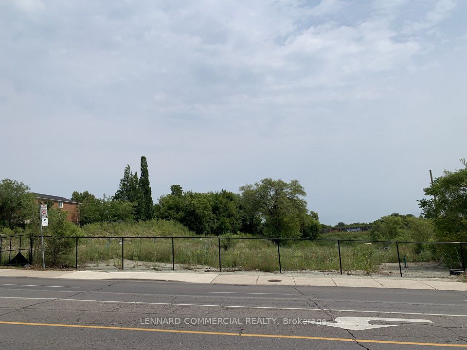 971 & 975 Weston Road, Toronto, ON M6N 3R4