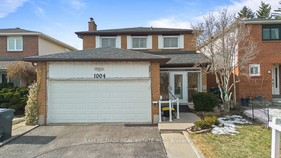 1004 Queensbridge Drive, Mississauga, ON L5C 3R1 at 1004 Queensbridge Drive, Mississauga, ON L5C 3R1, Mississauga, ON, L5C 3R1