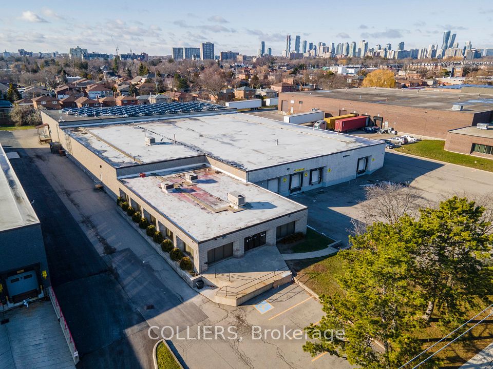 2460 Tedlo Street 1-2, Mississauga, ON L5A 3V3