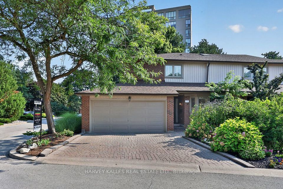 1160 Walden Circle 1, Mississauga, ON L5J 4J9 at 1160 Walden Circle 1, Mississauga, ON L5J 4J9, Mississauga, ON, L5J 4J9
