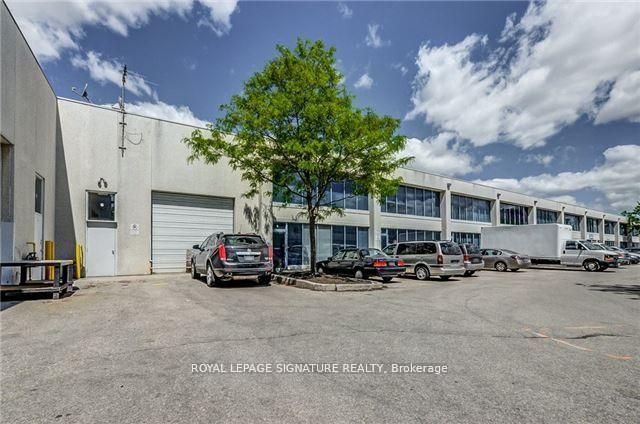 130 Industry Street 9, Toronto, ON M6M 5G3