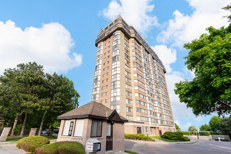 880 Dundas Street W 405, Mississauga, ON L5C 4H3 at 880 Dundas Street W 405, Mississauga, ON L5C 4H3, Mississauga, ON, L5C 4H3