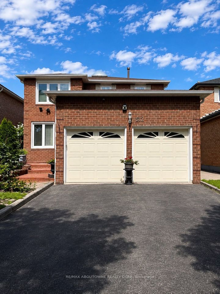 512 Chieftan Circle, Mississauga, ON L4Z 3A3 at 512 Chieftan Circle, Mississauga, ON L4Z 3A3, Mississauga, ON, L4Z 3A3