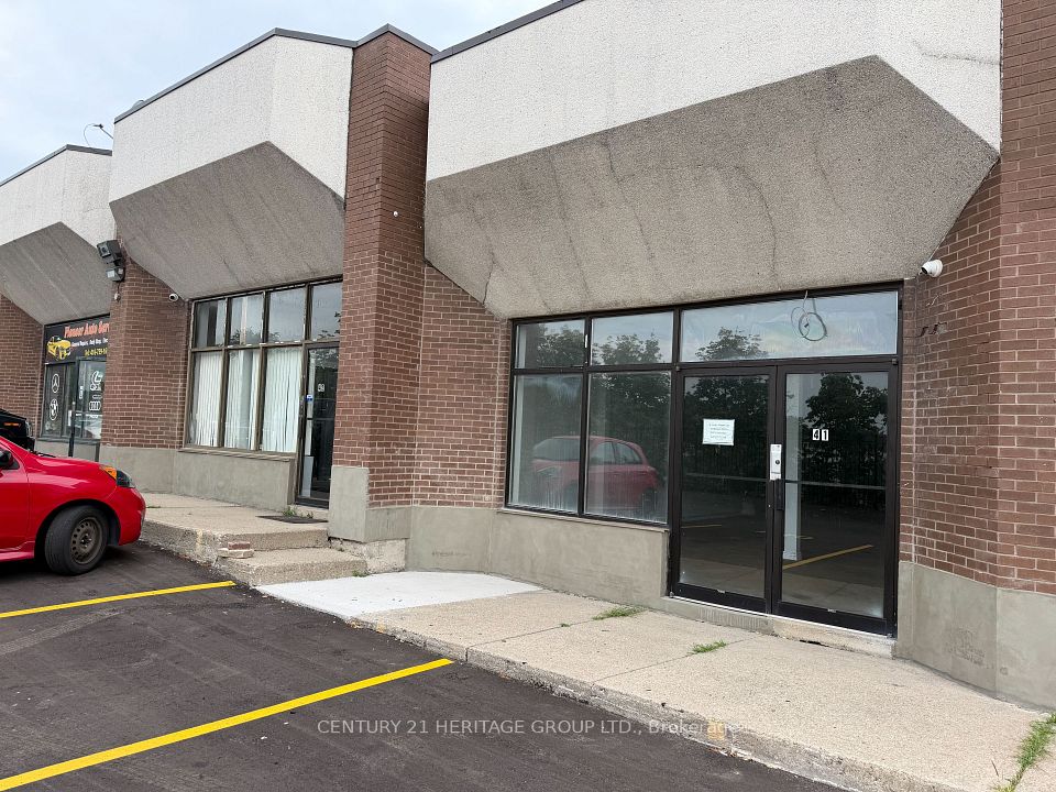 4544 Dufferin Street 41 & 42, Toronto, ON M3H 5X2