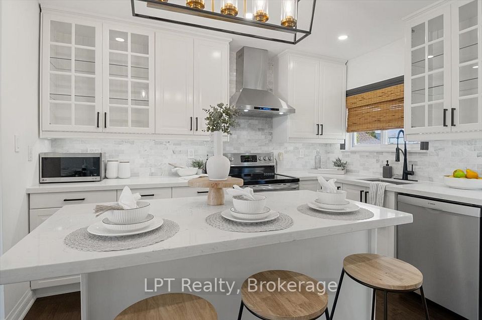 667 Wickens Avenue, Burlington, ON L7T 3T1 at 667 Wickens Avenue, Burlington, ON L7T 3T1, Burlington, ON, L7T 3T1