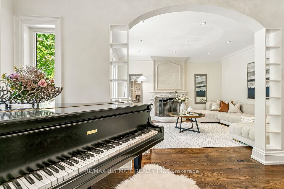 73 Bonnyview Drive, Toronto, ON M8Y 3G7 at 73 Bonnyview Drive, Toronto, ON M8Y 3G7, Toronto W07, ON, M8Y 3G7