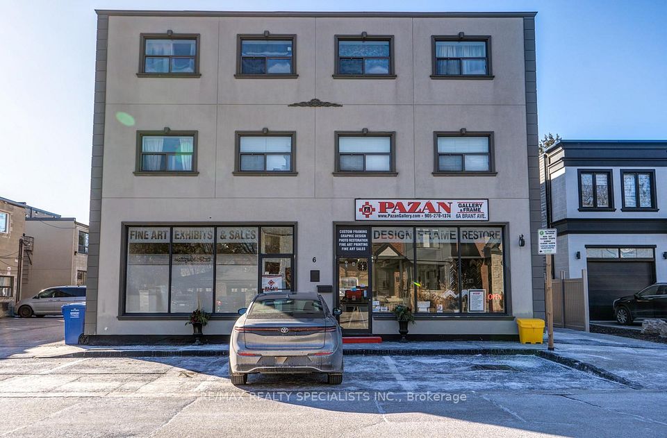 6 Brant Avenue, Mississauga, ON L5G 3N8