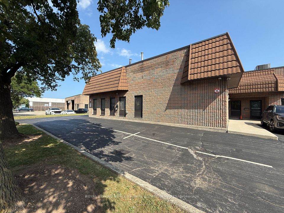 4180 Morris Drive 11, Burlington, ON L7L 5L6