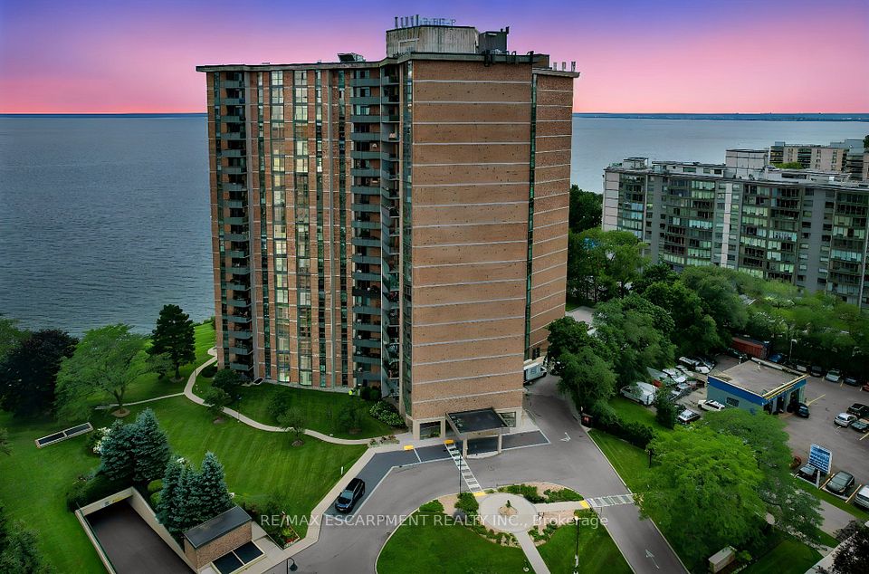5250 Lakeshore Road 1207, Burlington, ON L7L 5L2 at 5250 Lakeshore Road 1207, Burlington, ON L7L 5L2, Burlington, ON, L7L 5L2