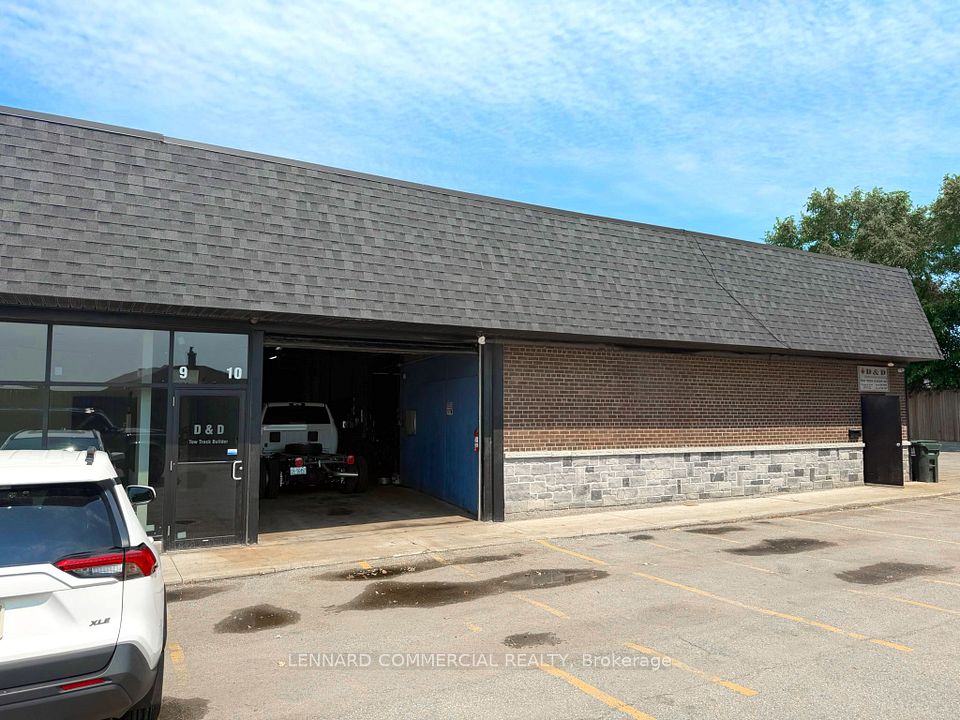 101 Oakdale Road 9-10, Toronto, ON M3N 1W3