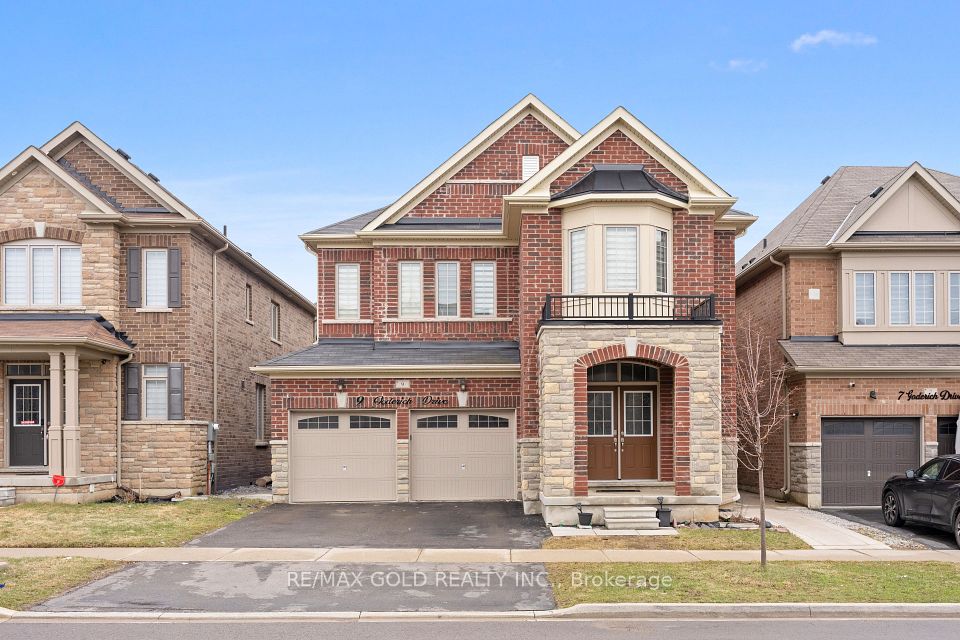 9 Goderich Drive, Brampton, ON L7A 5A7 at 9 Goderich Drive, Brampton, ON L7A 5A7, Brampton, ON, L7A 5A7