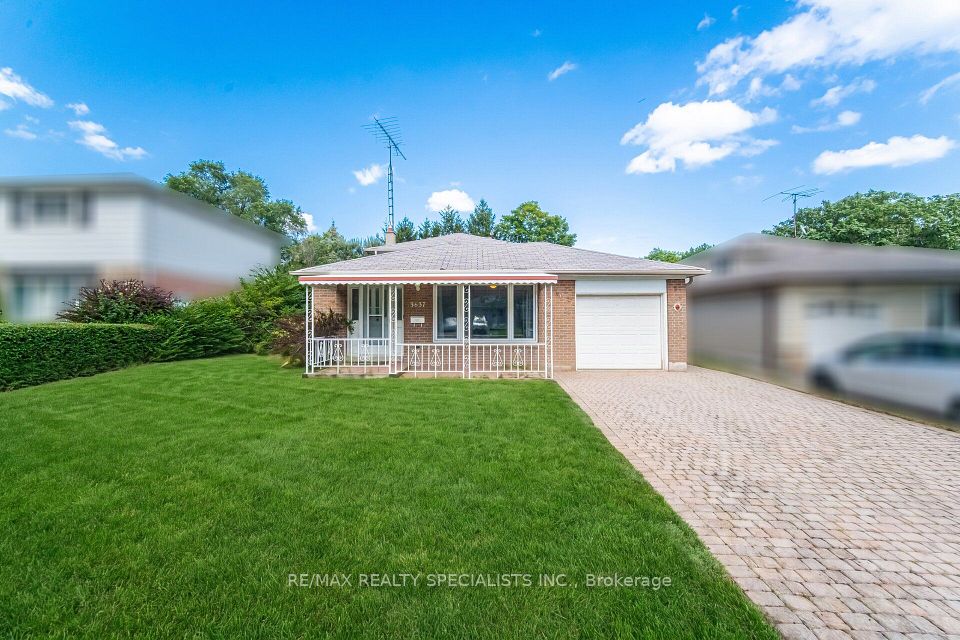 3637 Chiplow Road, Mississauga, ON L4X 2R1 at 3637 Chiplow Road, Mississauga, ON L4X 2R1, Mississauga, ON, L4X 2R1