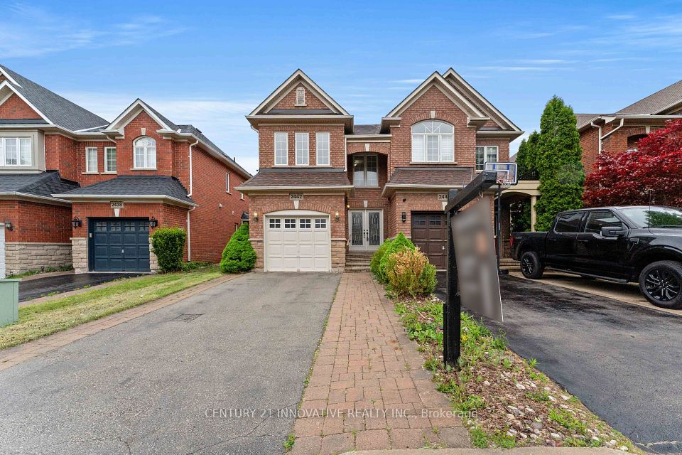 2442 Felhaber Crescent, Oakville, ON L6H 7N8 at 2442 Felhaber Crescent, Oakville, ON L6H 7N8, Oakville, ON, L6H 7N8