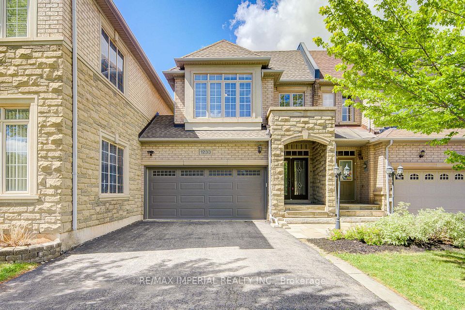 1233 Agram Drive, Oakville, ON L6H 7P1 at 1233 Agram Drive, Oakville, ON L6H 7P1, Oakville, ON, L6H 7P1
