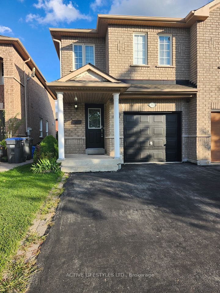 7647 Doverwood Drive, Mississauga, ON L5N 8J2 at 7647 Doverwood Drive, Mississauga, ON L5N 8J2, Mississauga, ON, L5N 8J2