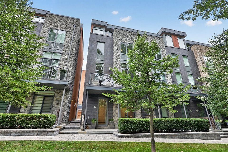 21 Godfreys Lane, Mississauga, ON L5H 2T1 at 21 Godfreys Lane, Mississauga, ON L5H 2T1, Mississauga, ON, L5H 2T1