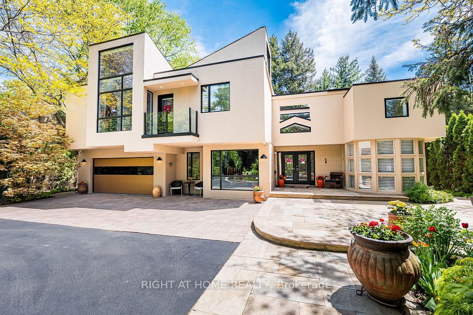 1 Friars Lane, Toronto, ON M9A 1T6 at 1 Friars Lane, Toronto, ON M9A 1T6, Toronto W08, ON, M9A 1T6