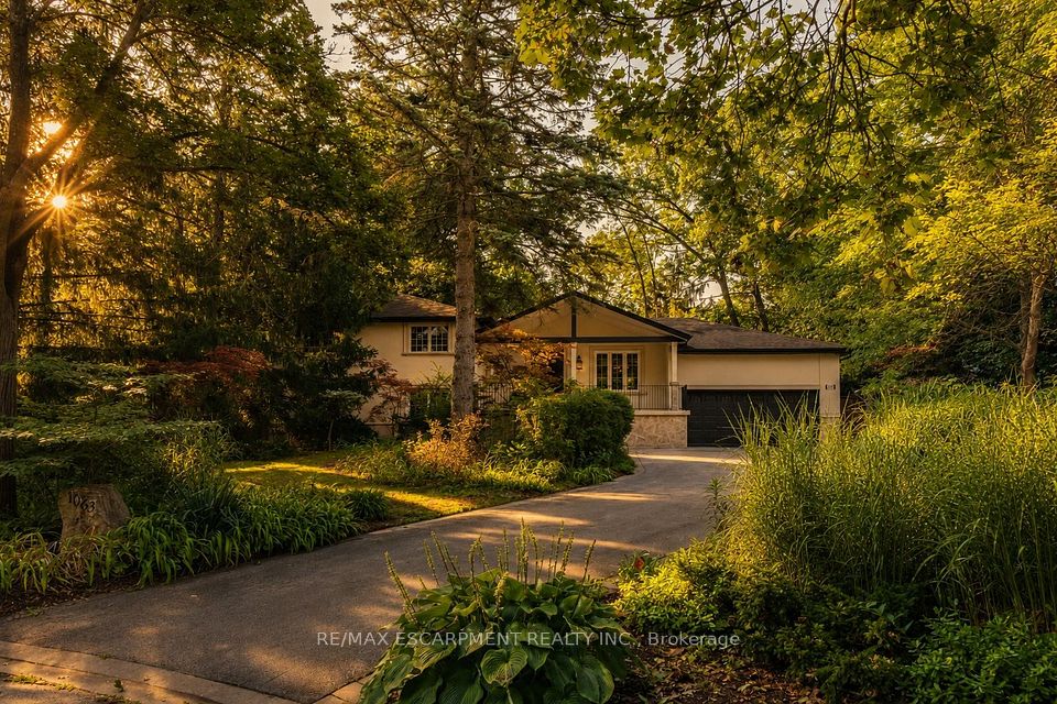1063 Greenoaks Drive, Mississauga, ON L5J 3A1 at 1063 Greenoaks Drive, Mississauga, ON L5J 3A1, Mississauga, ON, L5J 3A1