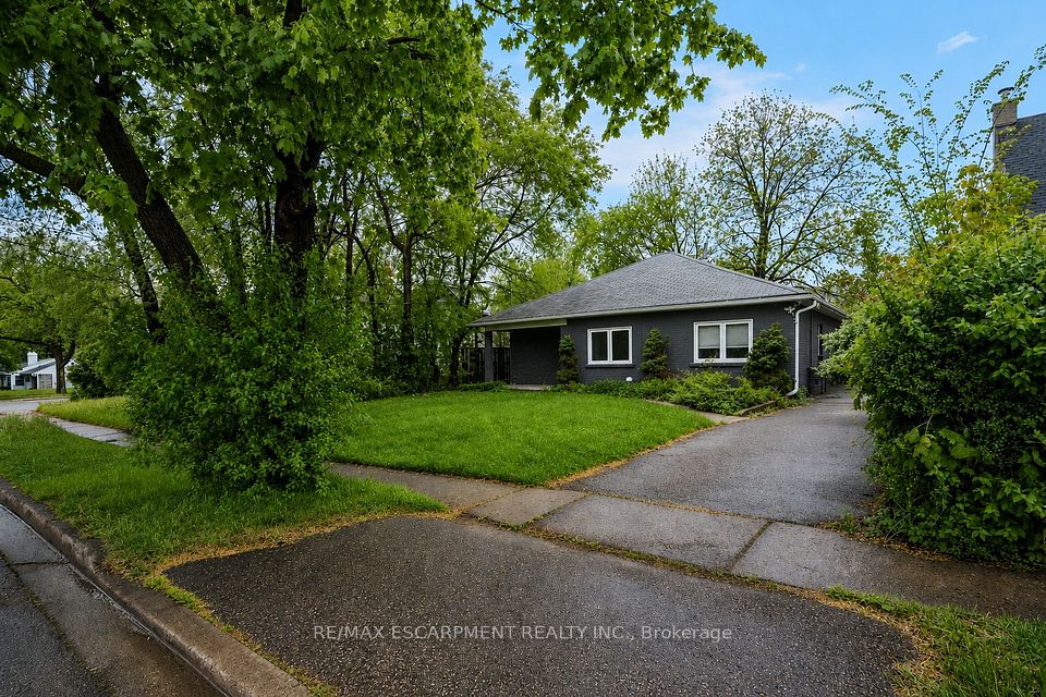 16 Woodward Avenue, Brampton, ON L6V 1K1 at 16 Woodward Avenue, Brampton, ON L6V 1K1, Brampton, ON, L6V 1K1