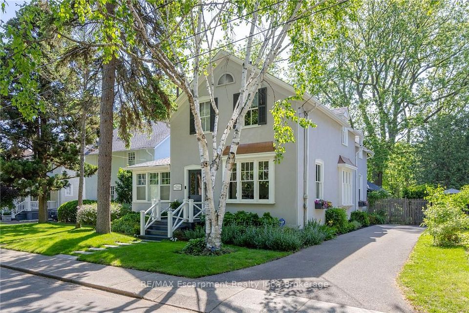 332 Palmer Avenue, Oakville, ON L6J 1T3 at 332 Palmer Avenue, Oakville, ON L6J 1T3, Oakville, ON, L6J 1T3