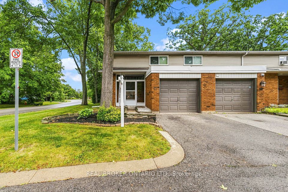 1270 Gainsborough Drive 61, Oakville, ON L6H 2L2 at 1270 Gainsborough Drive 61, Oakville, ON L6H 2L2, Oakville, ON, L6H 2L2