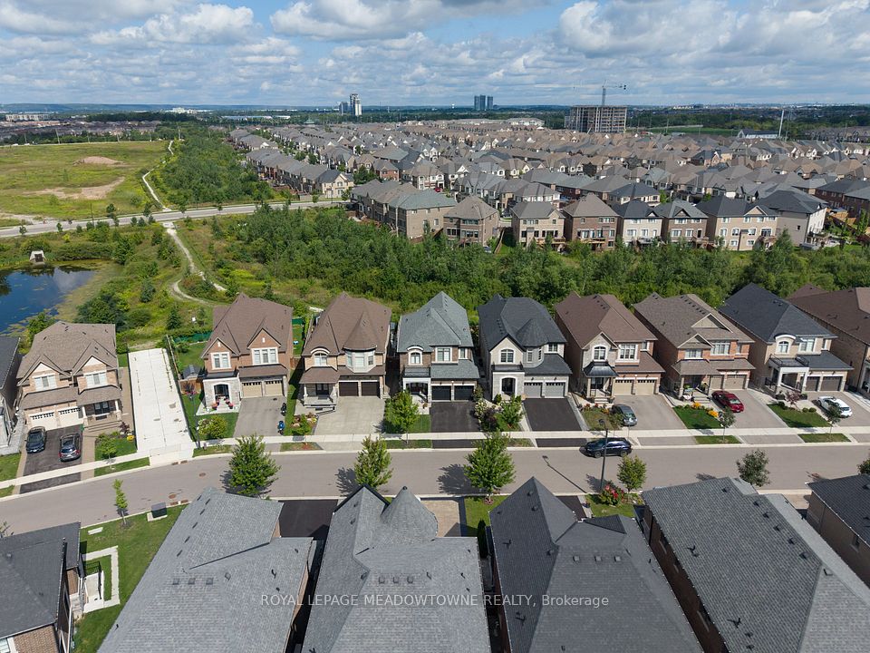 461 Parent Place, Milton, ON L9E 1L2 at 461 Parent Place, Milton, ON L9E 1L2, Milton, ON, L9E 1L2