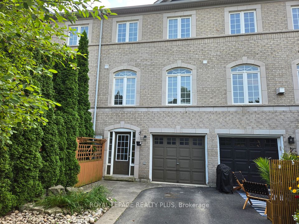 2333 Sutton Drive, Burlington, ON L7L 6Y9 at 2333 Sutton Drive, Burlington, ON L7L 6Y9, Burlington, ON, L7L 6Y9