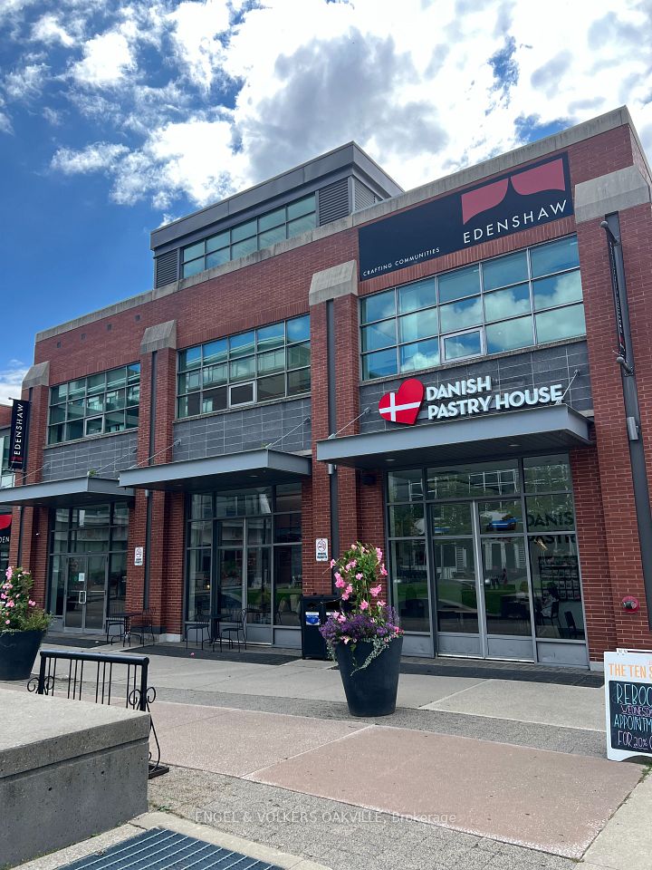 129 Lakeshore Road E Unit F, Mississauga, ON L5G 4V6