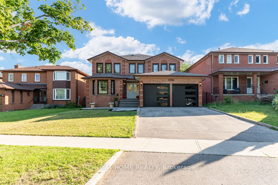 2598 Mason Heights, Mississauga, ON L5B 2S2 at 2598 Mason Heights, Mississauga, ON L5B 2S2, Mississauga, ON, L5B 2S2