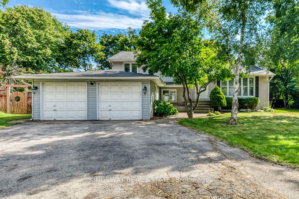 2096 Salvator Boulevard, Oakville, ON L6L 1N1 at 2096 Salvator Boulevard, Oakville, ON L6L 1N1, Oakville, ON, L6L 1N1