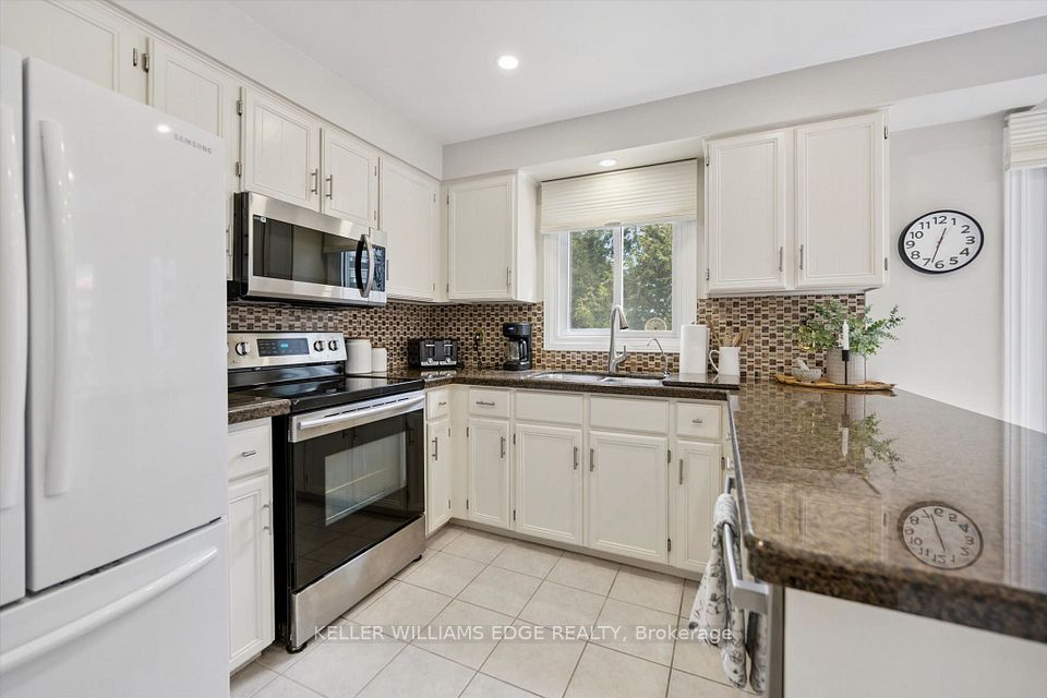 2155 Duncaster Drive 8, Burlington, ON L7P 4R3 at 2155 Duncaster Drive 8, Burlington, ON L7P 4R3, Burlington, ON, L7P 4R3