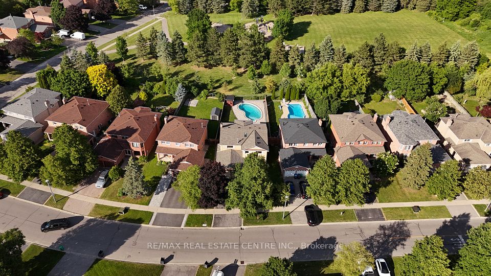 23 Deer Valley Drive, Caledon, ON L7E 2E3 at 23 Deer Valley Drive, Caledon, ON L7E 2E3, Caledon, ON, L7E 2E3