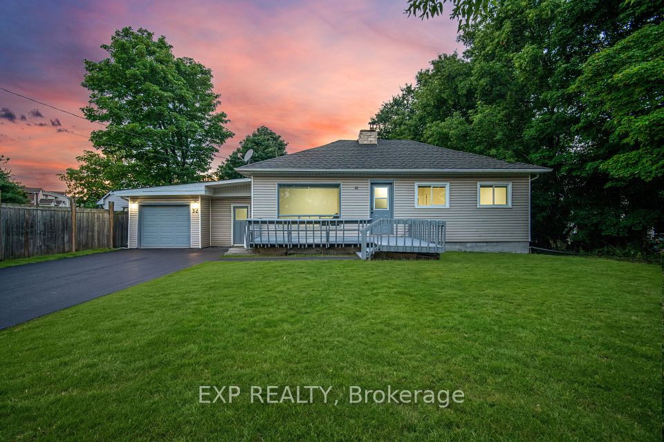 32 Maple Avenue E, Halton Hills, ON L7G 5M2 at 32 Maple Avenue E, Halton Hills, ON L7G 5M2, Halton Hills, ON, L7G 5M2