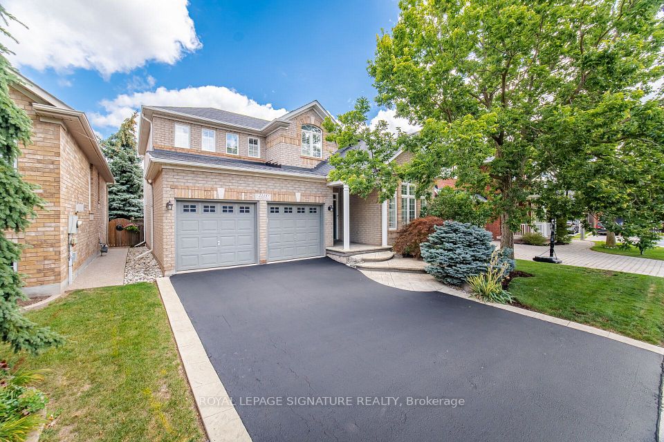 2215 Lapsley Crescent, Oakville, ON L6M 4V2 at 2215 Lapsley Crescent, Oakville, ON L6M 4V2, Oakville, ON, L6M 4V2