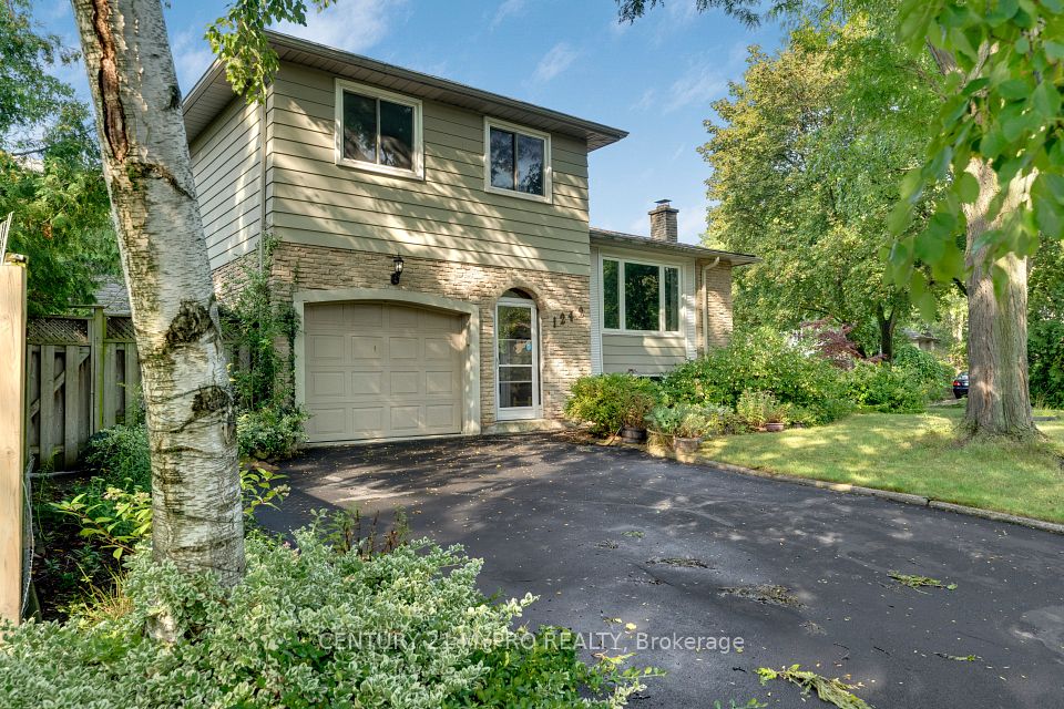 1242 Richards Crescent, Oakville, ON L6H 1R3 at 1242 Richards Crescent, Oakville, ON L6H 1R3, Oakville, ON, L6H 1R3
