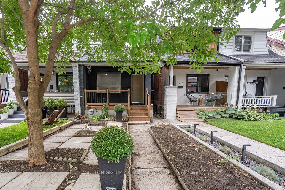 100 ROSETHORN Avenue, Toronto, ON M6N 3L1 at 100 ROSETHORN Avenue, Toronto, ON M6N 3L1, Toronto W03, ON, M6N 3L1