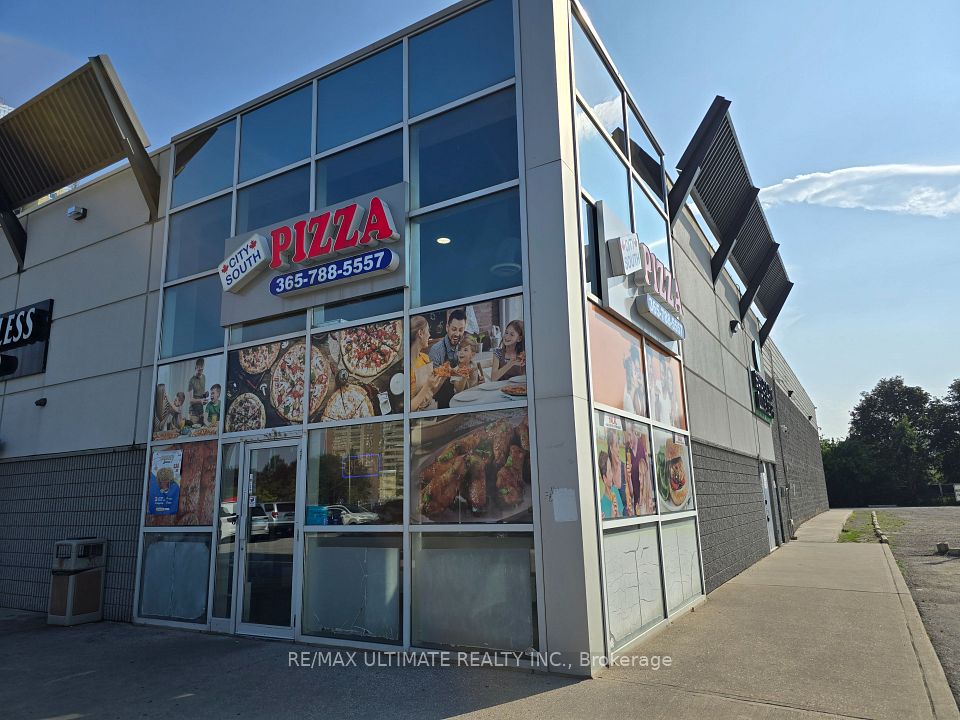 25 Kings Cross Road 7, Brampton, ON L6T 3V5