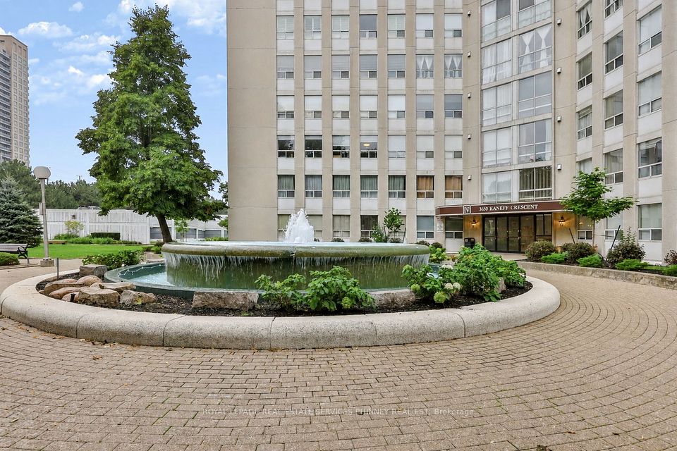 3650 Kaneff Crescent 2801, Mississauga, ON L5A 4A1 at 3650 Kaneff Crescent 2801, Mississauga, ON L5A 4A1, Mississauga, ON, L5A 4A1