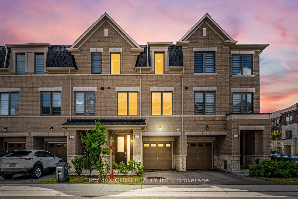9 Arcola Street, Brampton, ON L6P 4N7 at 9 Arcola Street, Brampton, ON L6P 4N7, Brampton, ON, L6P 4N7