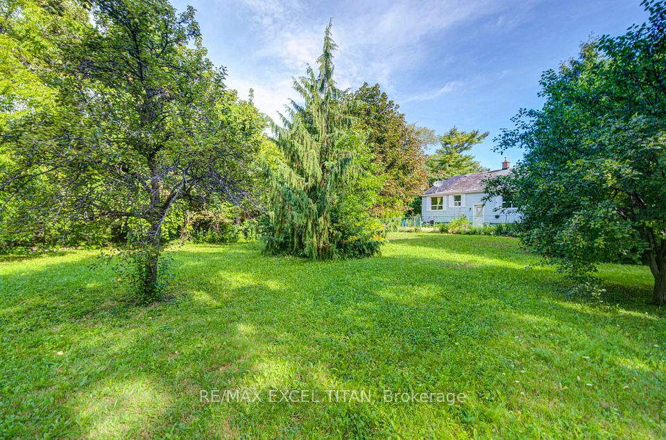 1098 Kent Avenue, Oakville, ON L6H 1Z8 at 1098 Kent Avenue, Oakville, ON L6H 1Z8, Oakville, ON, L6H 1Z8