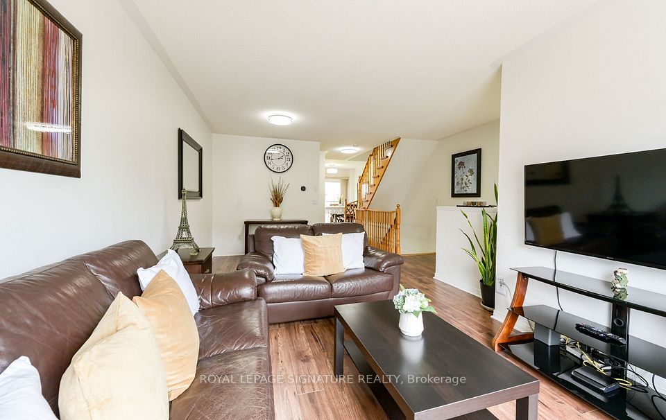 3020 Cedarglen Gate 21, Mississauga, ON L5C 4S7 at 3020 Cedarglen Gate 21, Mississauga, ON L5C 4S7, Mississauga, ON, L5C 4S7