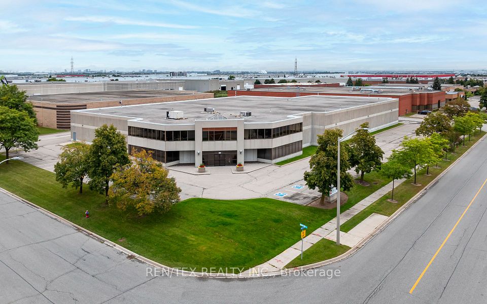 261 Ambassador Drive, Mississauga, ON L5T 2J2