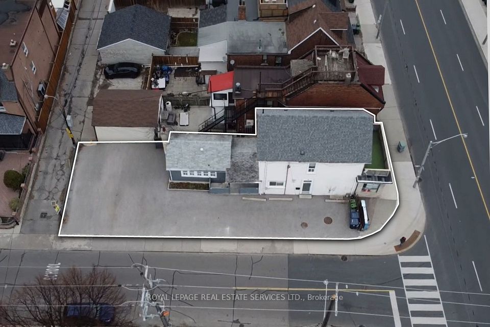 1160 Dufferin Street, Toronto, ON M6H 4B8