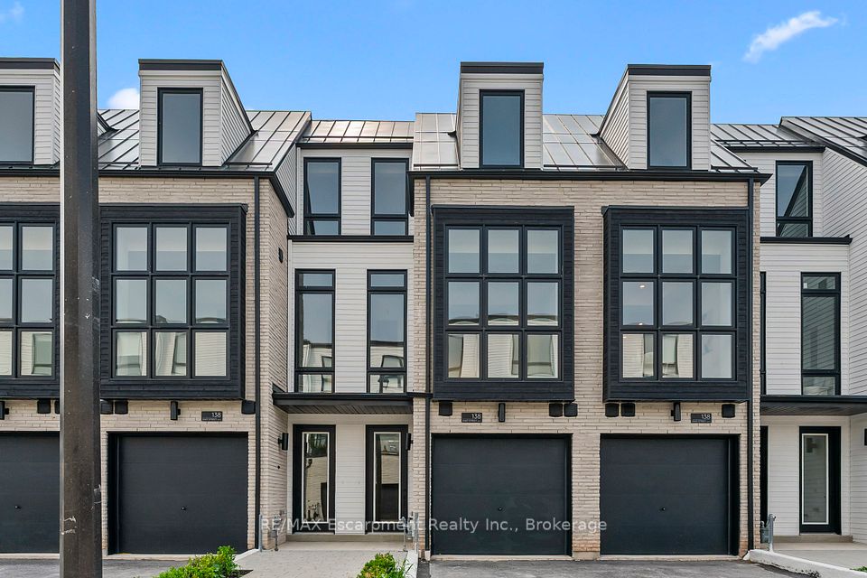 138 East Street 4, Oakville, ON L6L 0H9 at 138 East Street 4, Oakville, ON L6L 0H9, Oakville, ON, L6L 0H9
