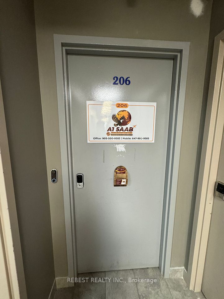 5 Brisdale Drive 206, Brampton, ON L7A 0S9