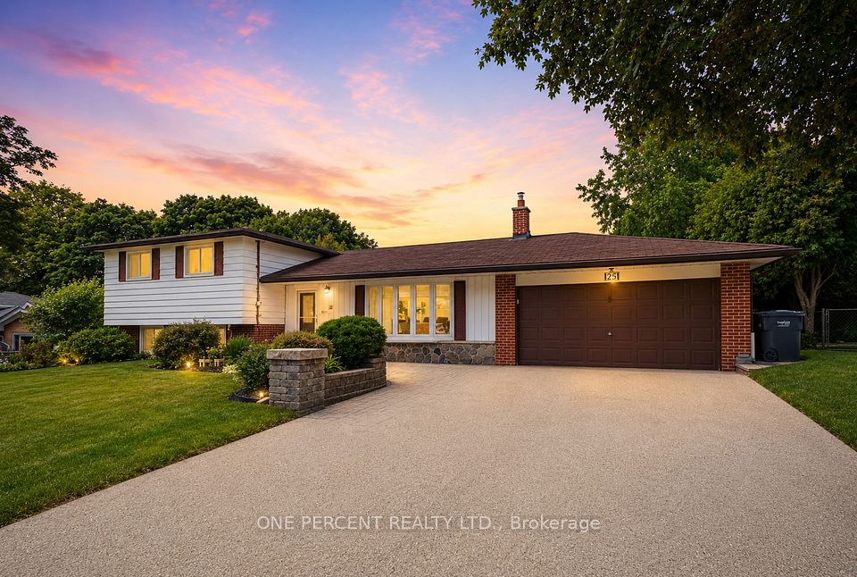 25 Hilltop Drive, Caledon, ON L7C 1H6 at 25 Hilltop Drive, Caledon, ON L7C 1H6, Caledon, ON, L7C 1H6