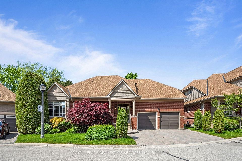 2130 Dickson Road 10, Mississauga, ON L5B 1Y6 at 2130 Dickson Road 10, Mississauga, ON L5B 1Y6, Mississauga, ON, L5B 1Y6